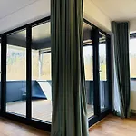 Gesamtes Chalet King Size Kueche Tv Regendusche Loggia